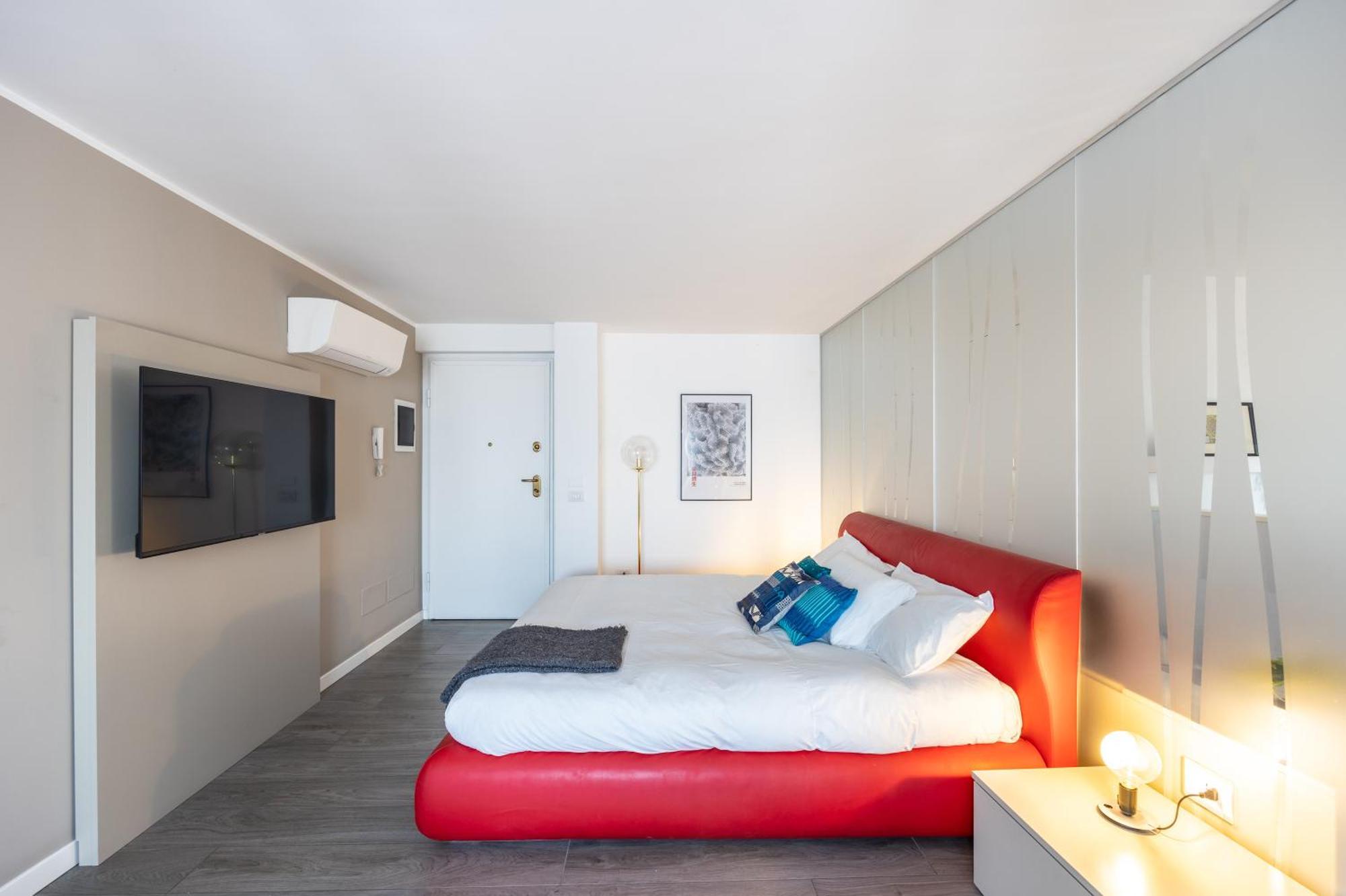 Bocconi's Nest - Close To Duomo With Terrace Appartamento